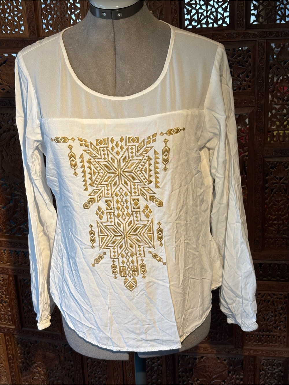 Ariat White Long-Sleeve Tunic with Gold Geometric Embroidery